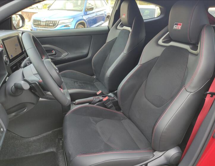 Toyota GR Yaris 6