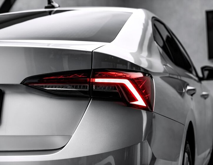 Škoda Octavia Sedan / Limuzína 1,5 l 110 kw