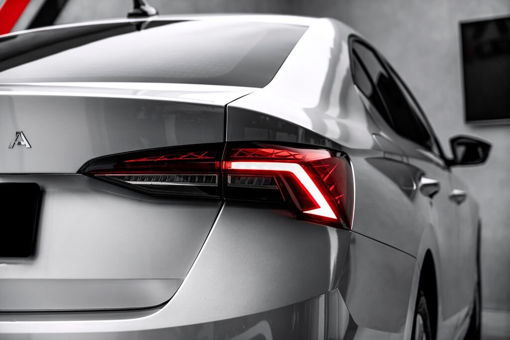 Škoda Octavia Sedan / Limuzína 1,5 l 110 kw