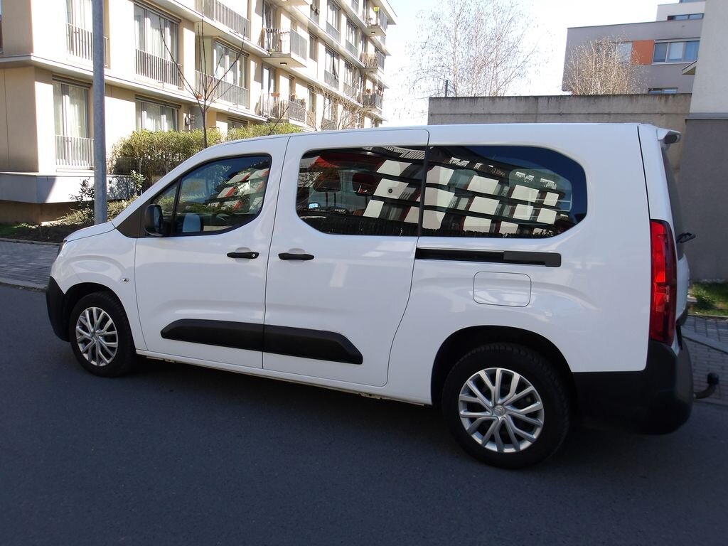 Peugeot Partner Tepee Kombi 1,2 l 81 kw