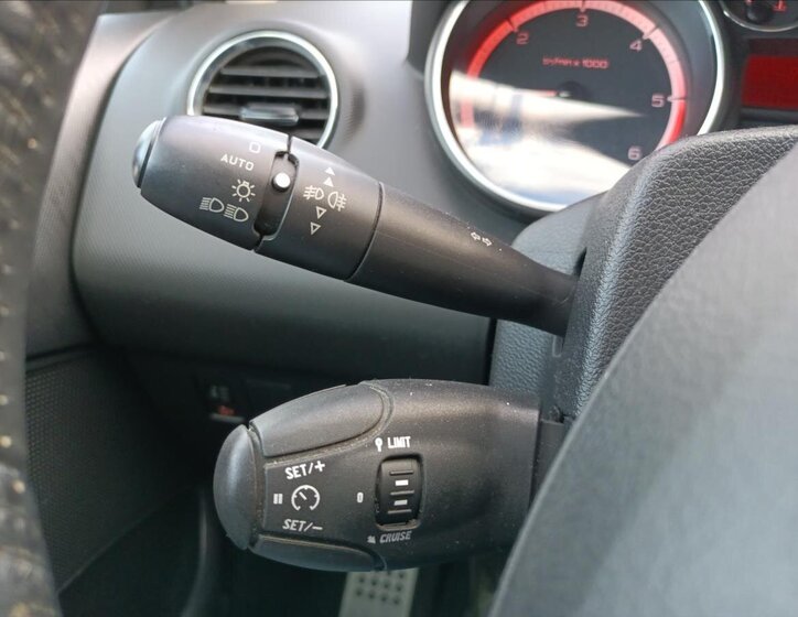 Peugeot 308 Kombi 1,6 l 80 kw