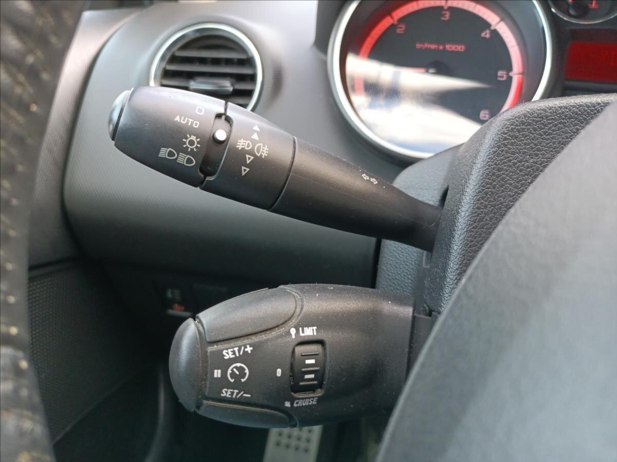 Peugeot 308 Kombi 1,6 l 80 kw