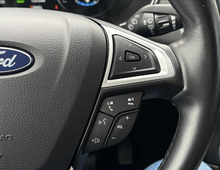 Ford S-MAX Kombi 2,5 l 140 kw