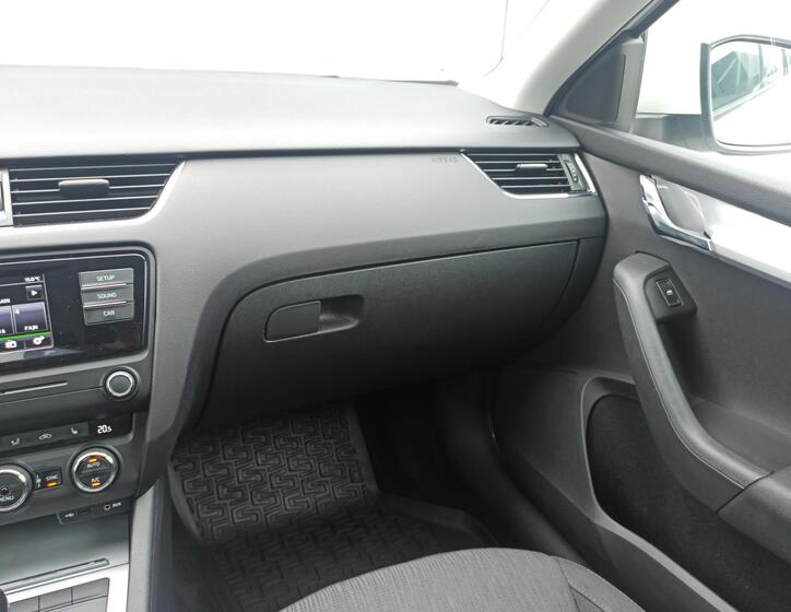 Škoda Octavia 24