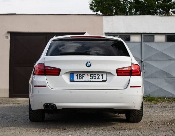 BMW Řada 5 Kombi 2,0 l 135 kw