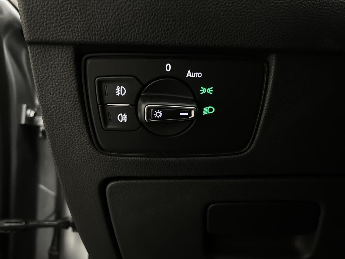 Volkswagen Passat Kombi 2,0 l 110 kw