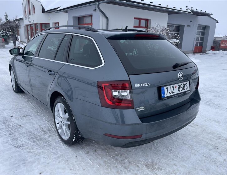 Škoda Octavia 3