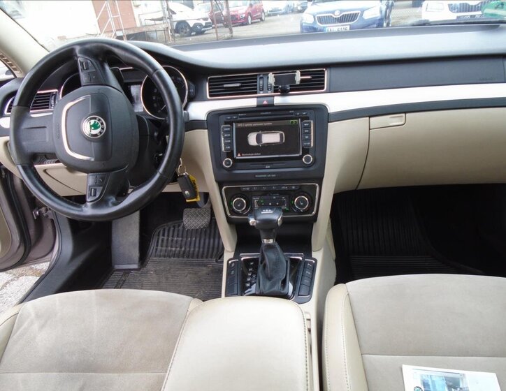 Škoda Superb Kombi 2,0 l 125 kw