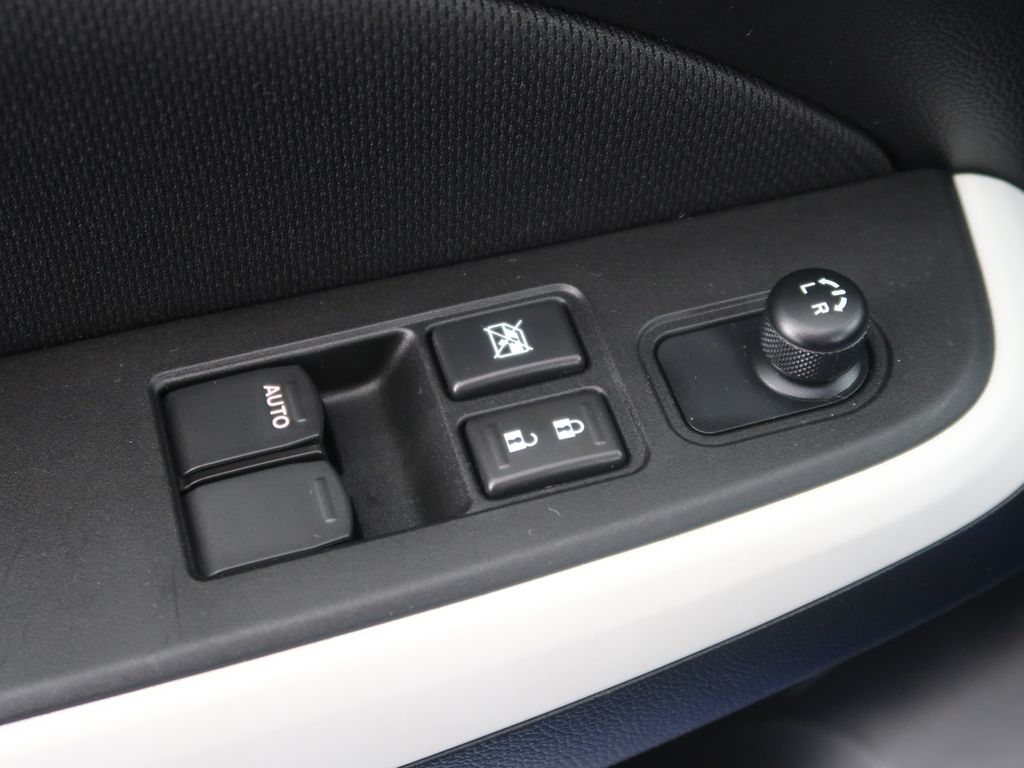 Suzuki Swift Hatchback 1,2 l 66 kw