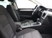 Volkswagen Passat 12