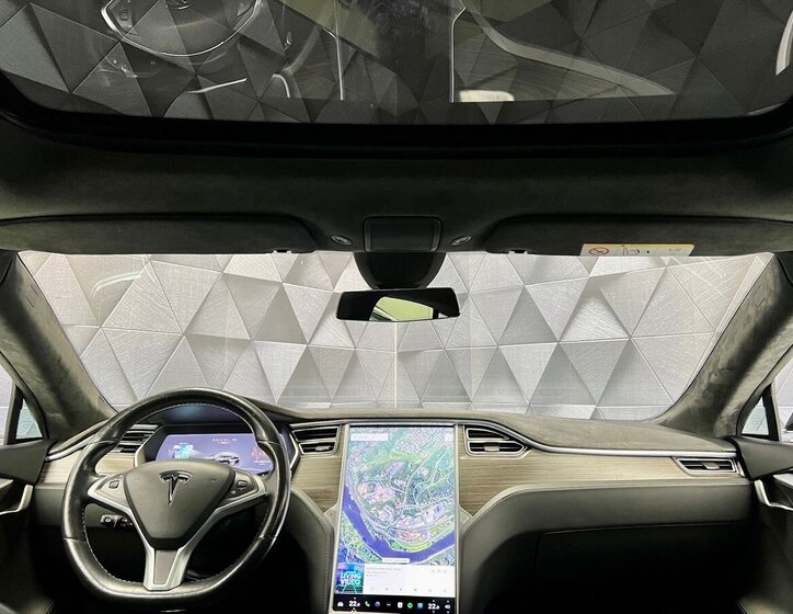 Tesla Model S Liftback 0,0 515 kw