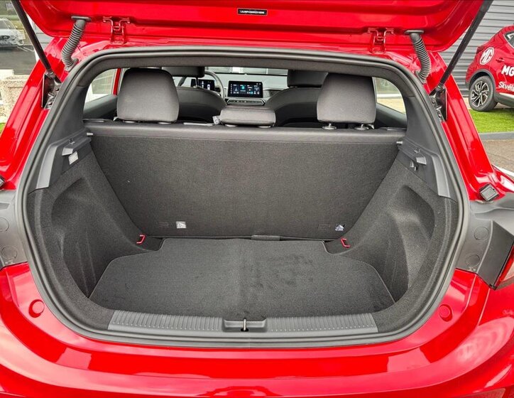 MG MG3 Hatchback 1,5 l 143 kw