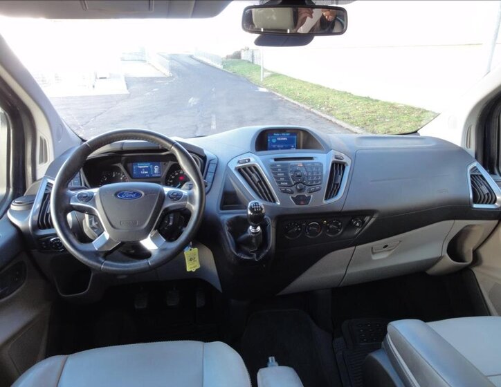 Ford Tourneo Custom Ostatní 2,2 l 114 kw