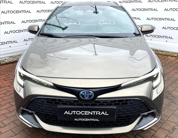 Toyota Corolla Kombi 2,0 l 112 kw