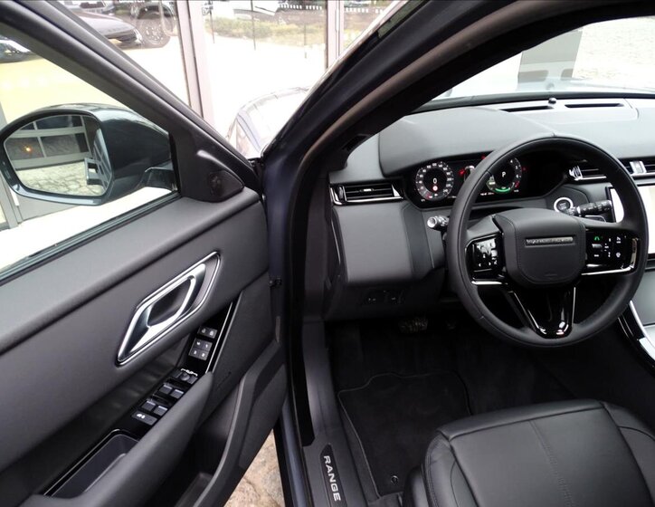Land Rover Range Rover Velar SUV / Terénní 2,0 l 297 kw