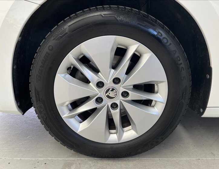 Škoda Octavia Kombi 2,0 l 85 kw