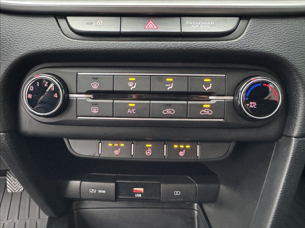 KIA Ceed Hatchback 998,0 73 kw