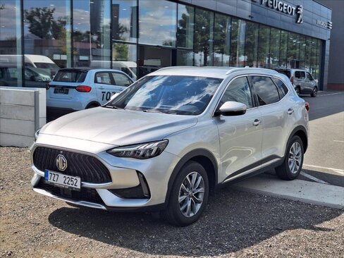 MG HS SUV / Terénní 1,5 l 119 kw