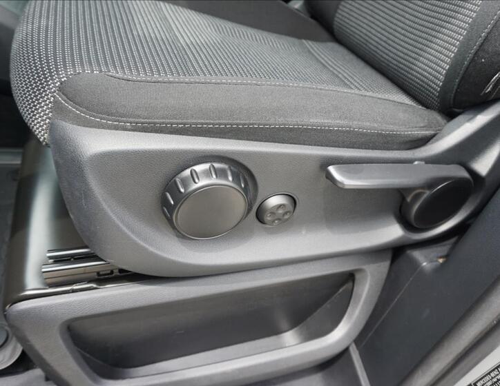 Mercedes-Benz Třídy V 18