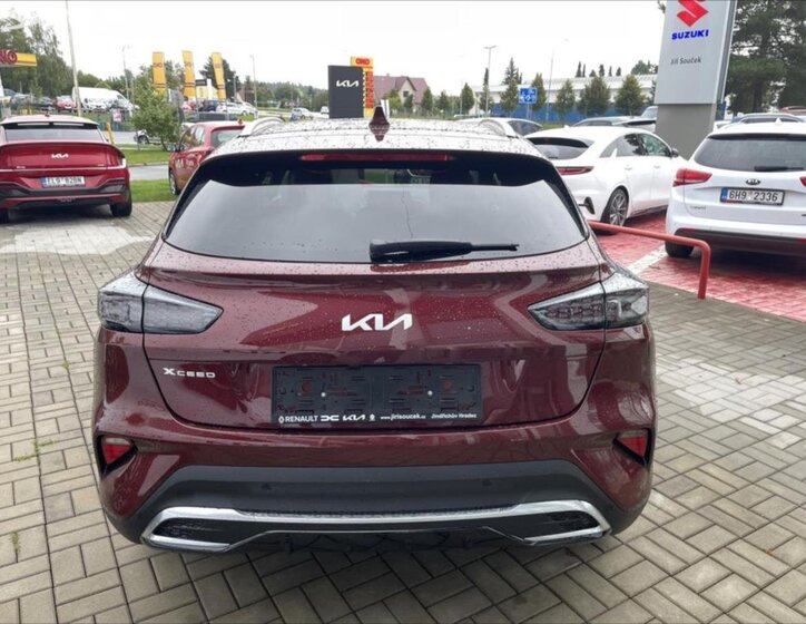 KIA XCeed SUV / Terénní 1,6 l 110 kw
