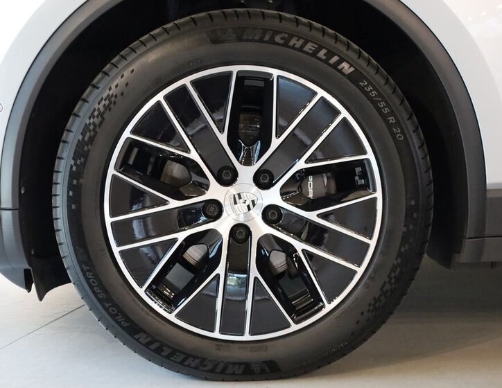 Porsche Macan SUV / Terénní 0,0 300 kw