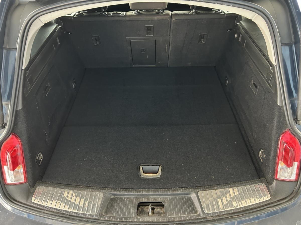 Opel Insignia Kombi 2,0 l 96 kw