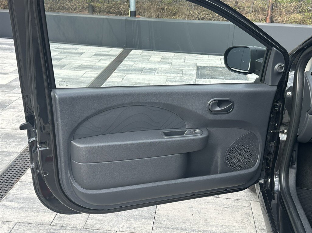 Renault Twingo Hatchback 1,1 l 55 kw