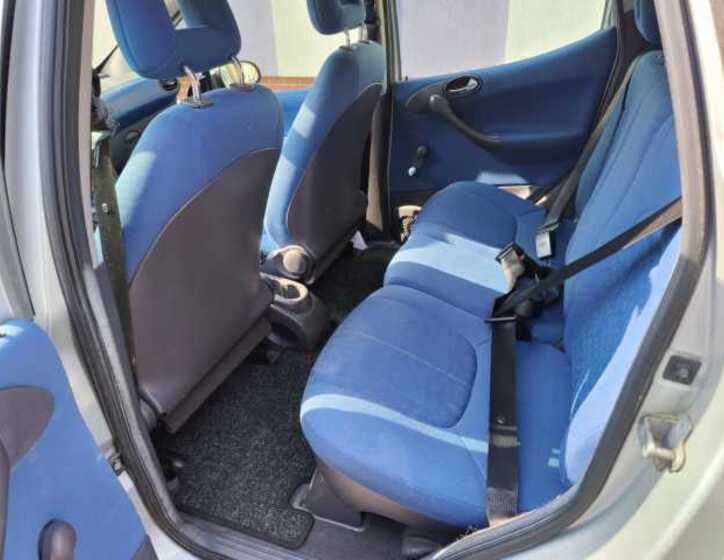 Mercedes-Benz Třídy A 13