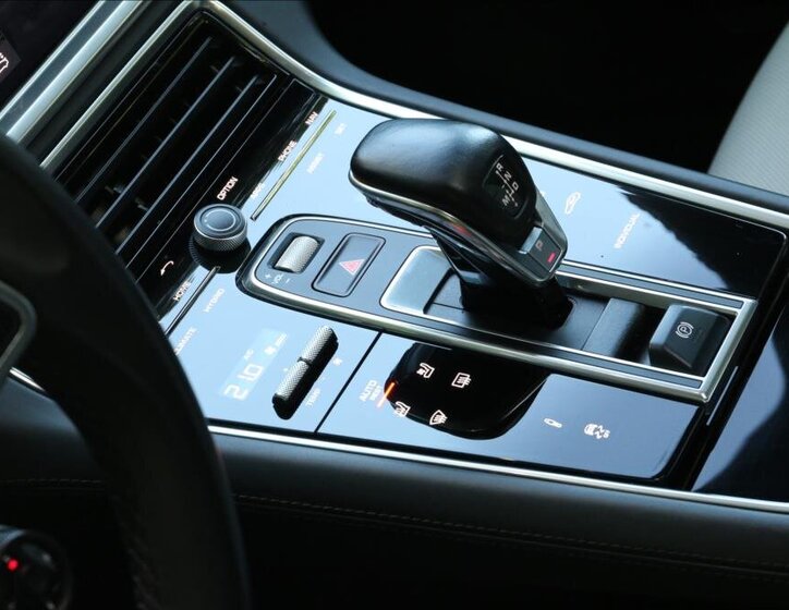 Porsche Panamera 78