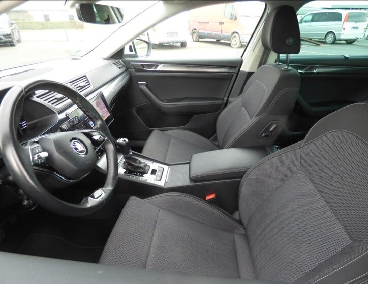 Škoda Superb Kombi 2,0 l 147 kw