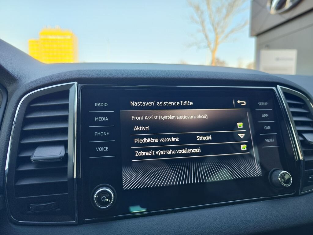 Škoda Karoq SUV 1,5 l 110 kw