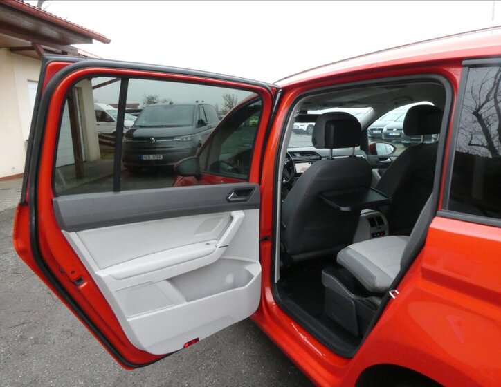 Volkswagen Touran 22