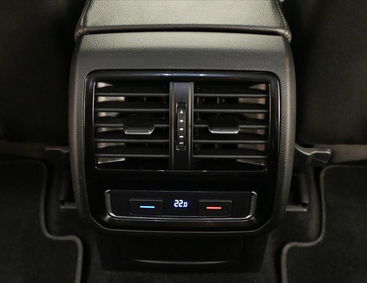 Volkswagen Passat 23