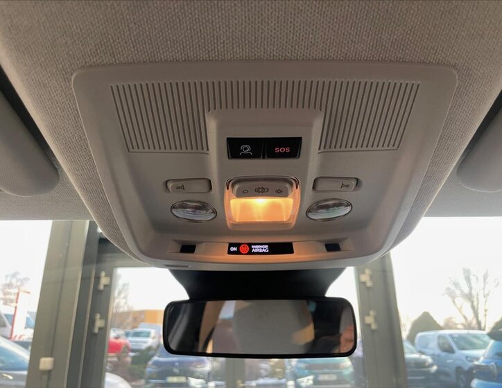 Citroën C5 Aircross SUV / Terénní 1,2 l 107 kw