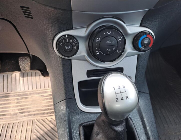 Ford Fiesta Hatchback 1,2 l 44 kw