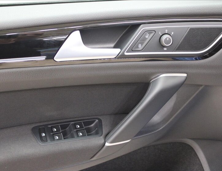 Volkswagen Golf Sportsvan Kombi 1,4 l 110 kw