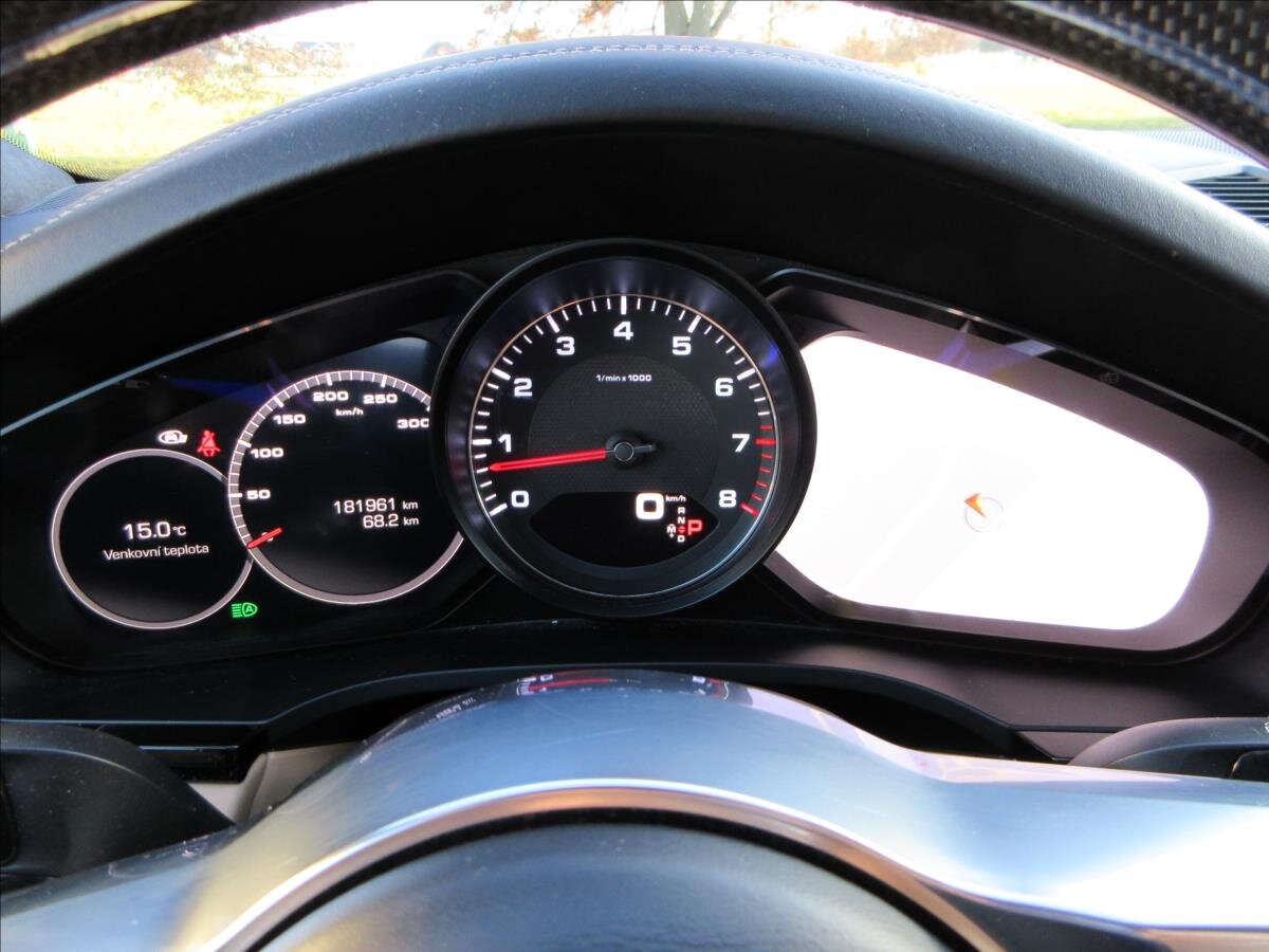 Porsche Cayenne Kombi 2,9 l 324 kw