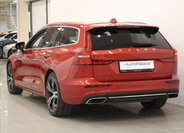 Volvo V60 Kombi 2,0 l 257 kw