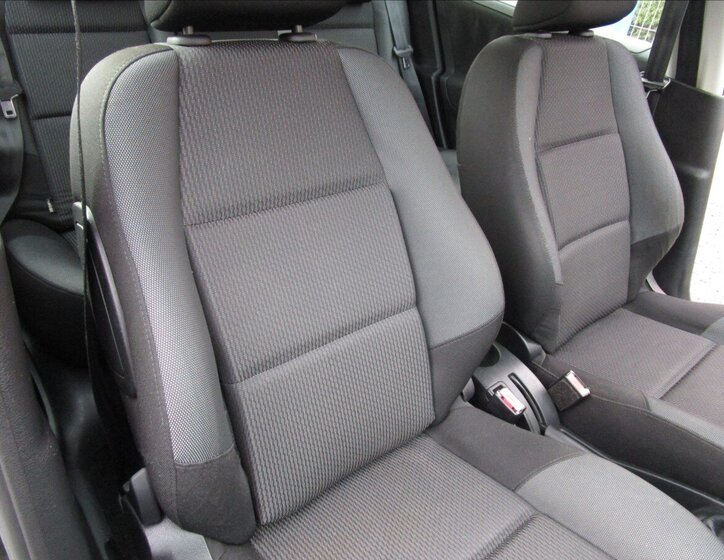 Peugeot 207 Hatchback 1,4 l 70 kw