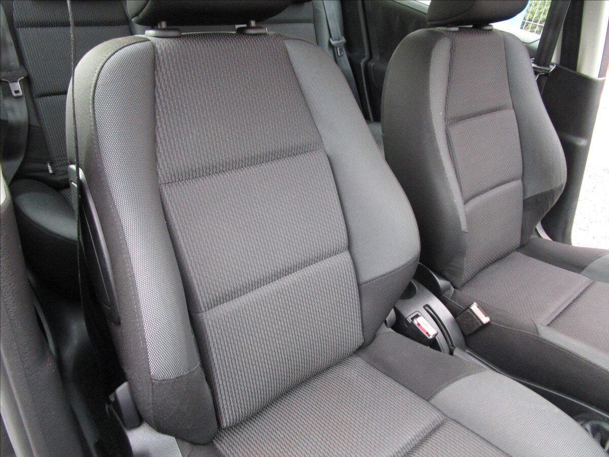 Peugeot 207 Hatchback 1,4 l 70 kw