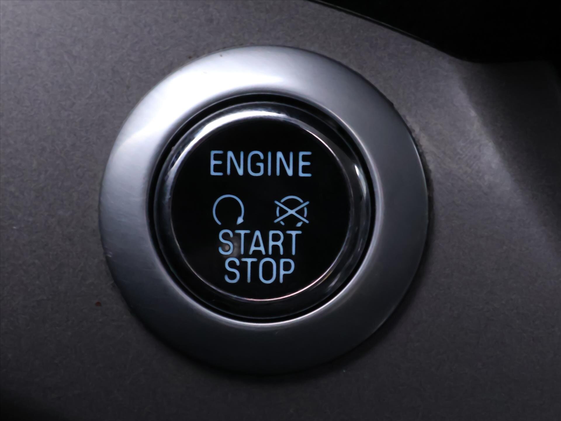 Ford Kuga SUV / Terénní 1,5 l 110 kw