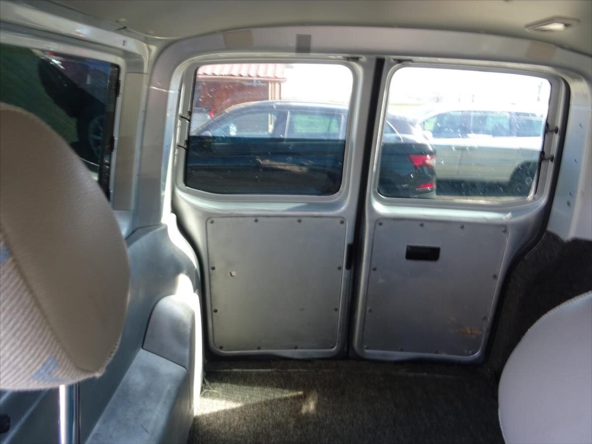 Volkswagen Caravelle MPV 2,5 l 96 kw