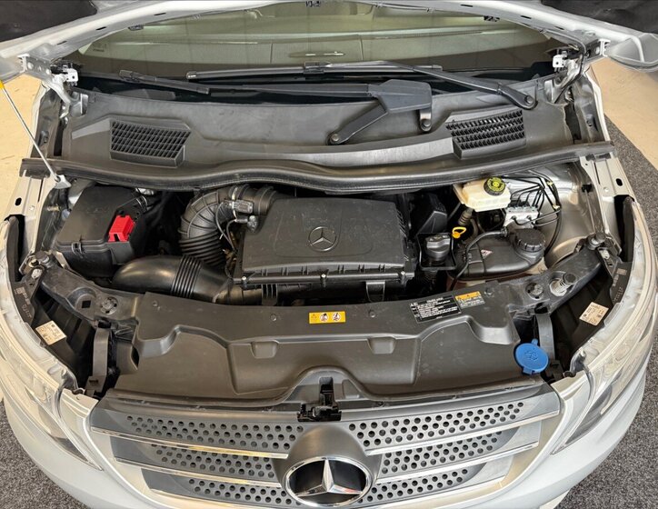 Mercedes-Benz Třídy V MPV 2,1 l 140 kw