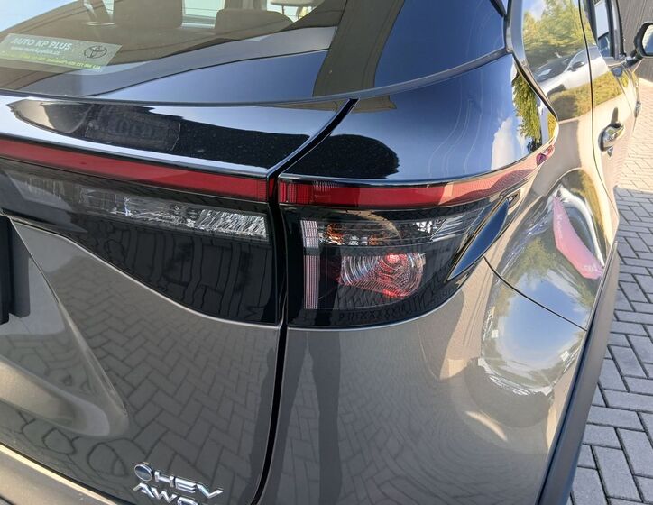 Toyota Yaris Cross 29