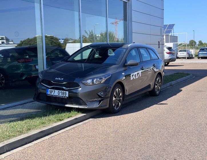 KIA Ceed 4