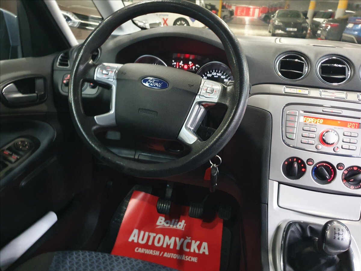 Ford Galaxy MPV 2,0 l 107 kw