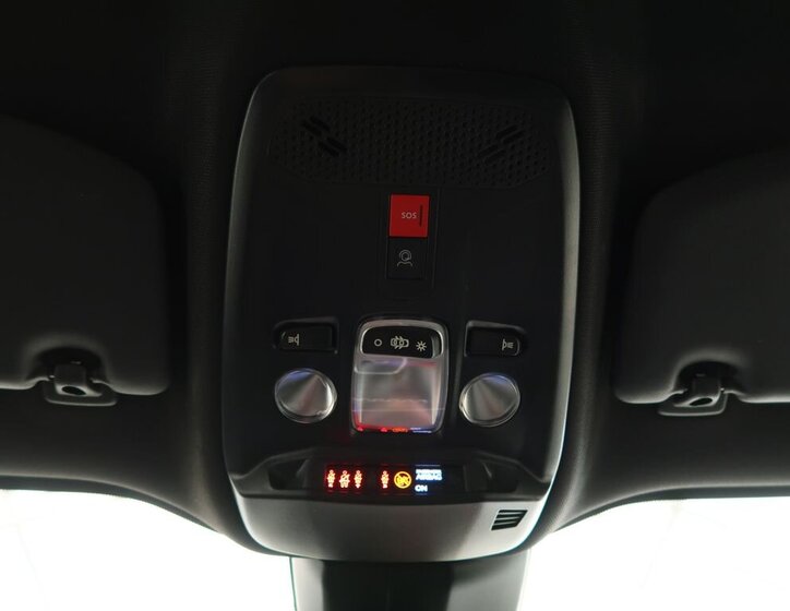 Peugeot 2008 SUV / Terénní 1,2 l 74 kw