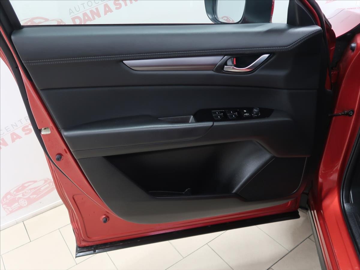 Mazda CX-5 SUV / Terénní 2,0 l 121 kw