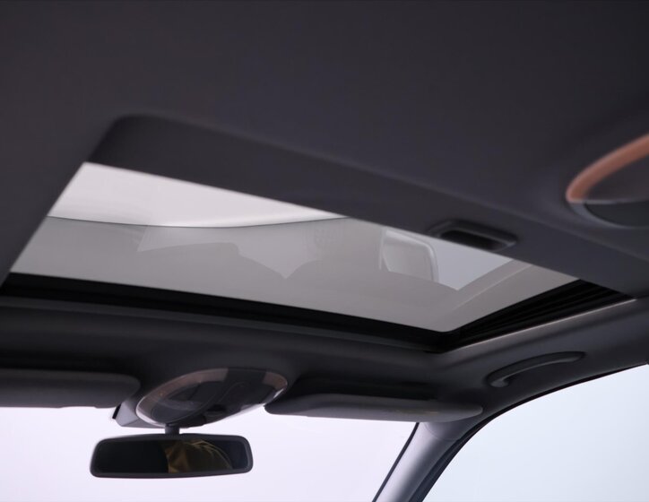 Mercedes-Benz Třídy E 23