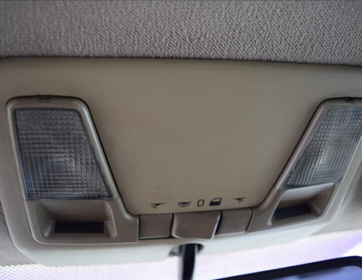 Volvo V70 Kombi 2,5 l 103 kw